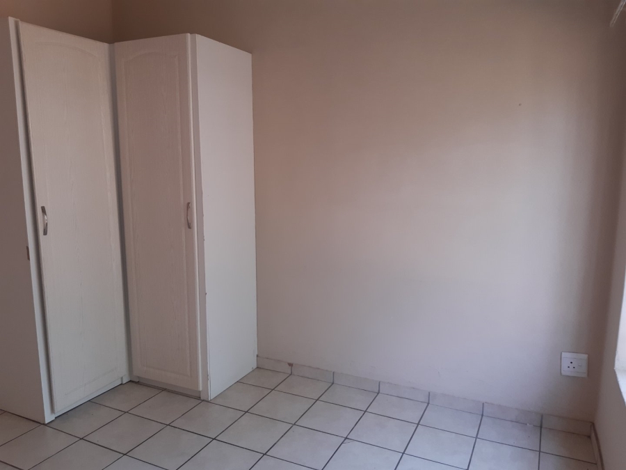 2 Bedroom Property for Sale in Bult South North West